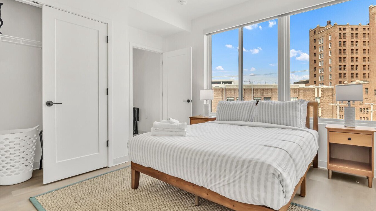 Photo of Bedroom in University Circle