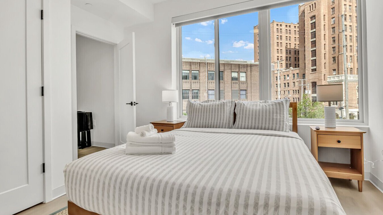 Photo of Bedroom in University Circle