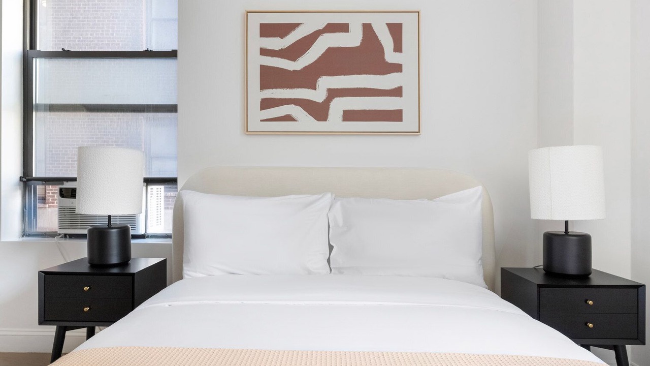 Photo of Bedroom in Bloomingdale