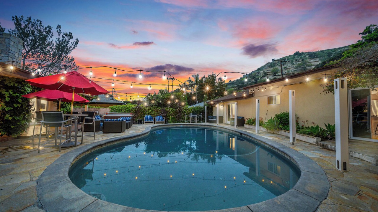 Photo of Outdoor in Beverly Hills