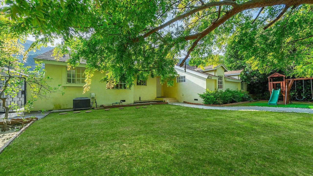 Photo of Outdoor in Beverly Hills