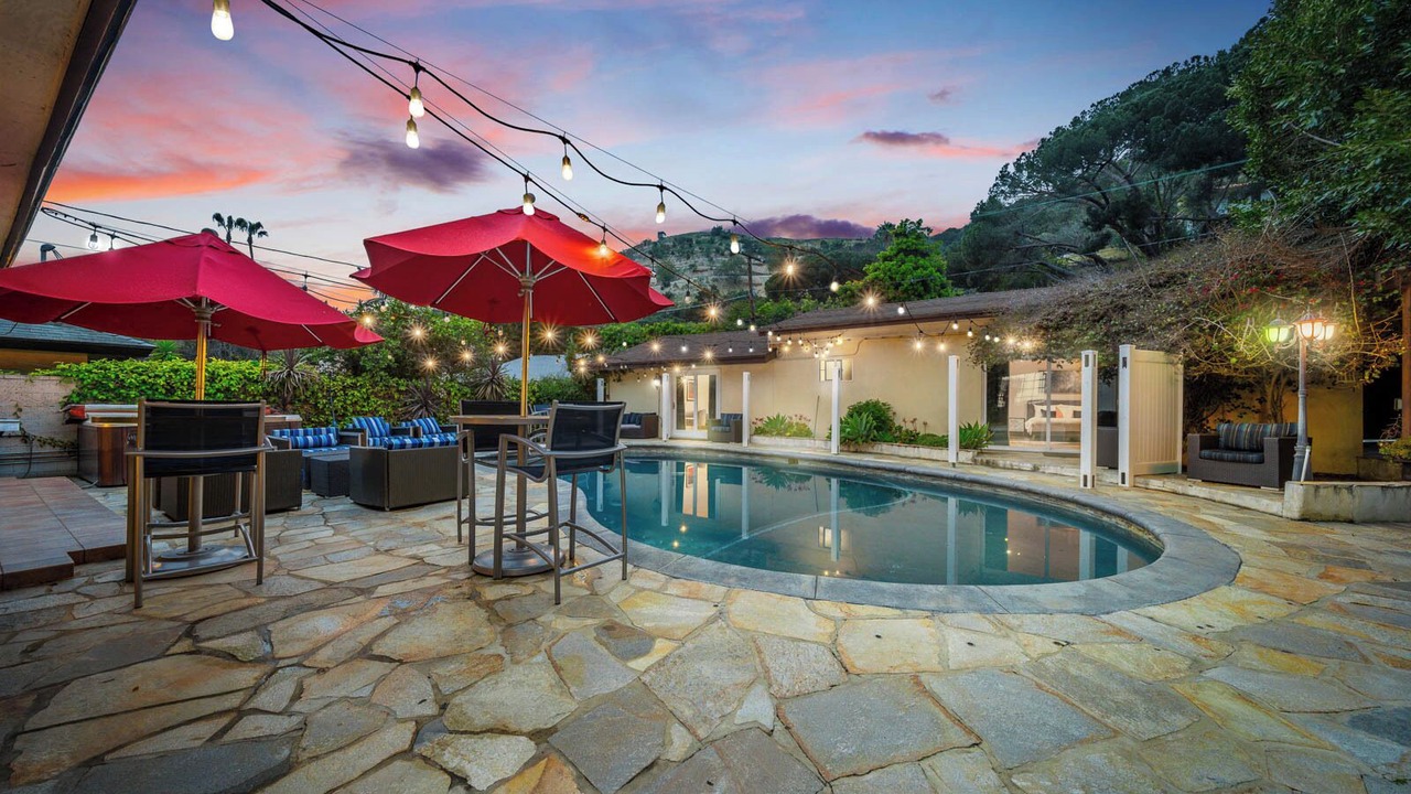 Photo of Outdoor in Beverly Hills