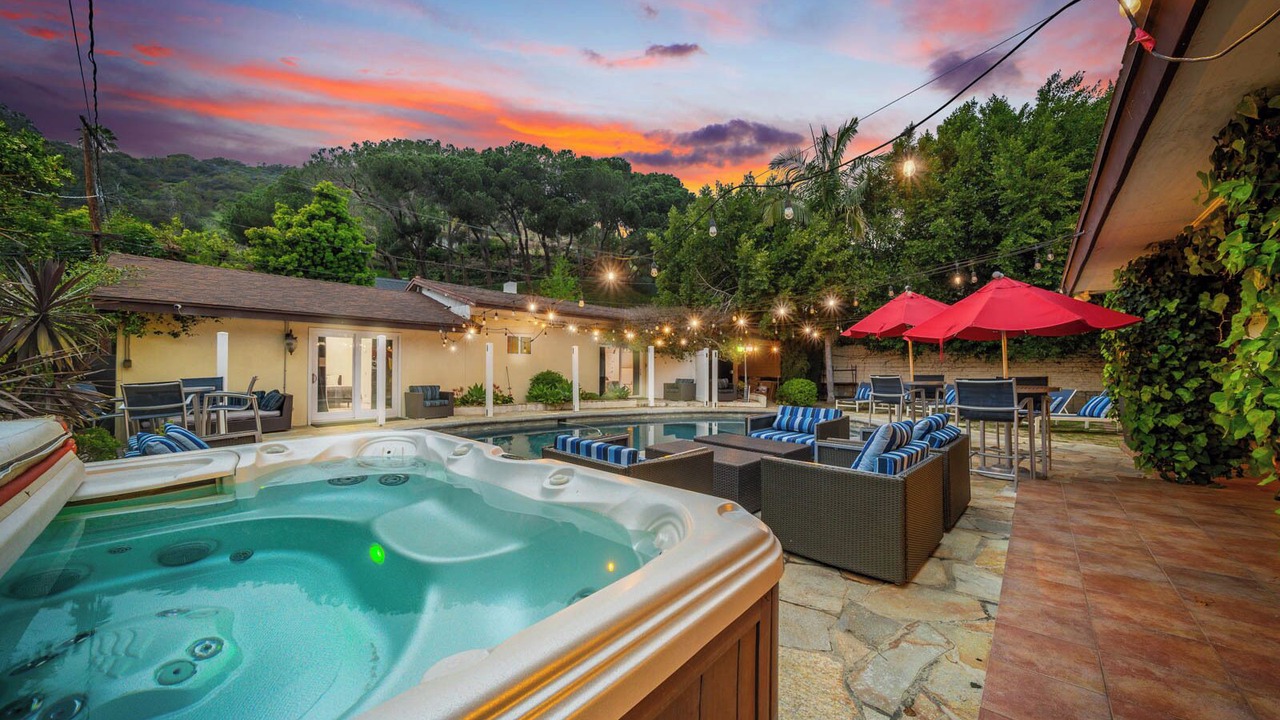 Photo of Patio Balcony in Beverly Hills