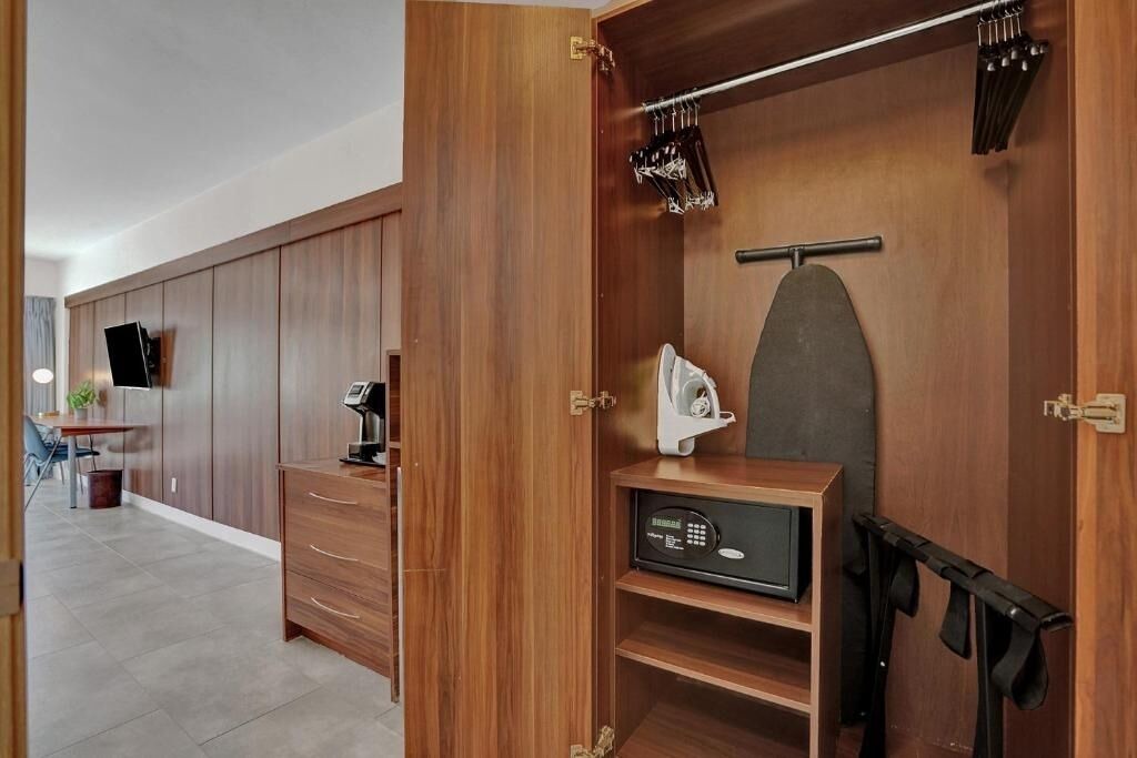 Photo of Bedroom in Galt Mile