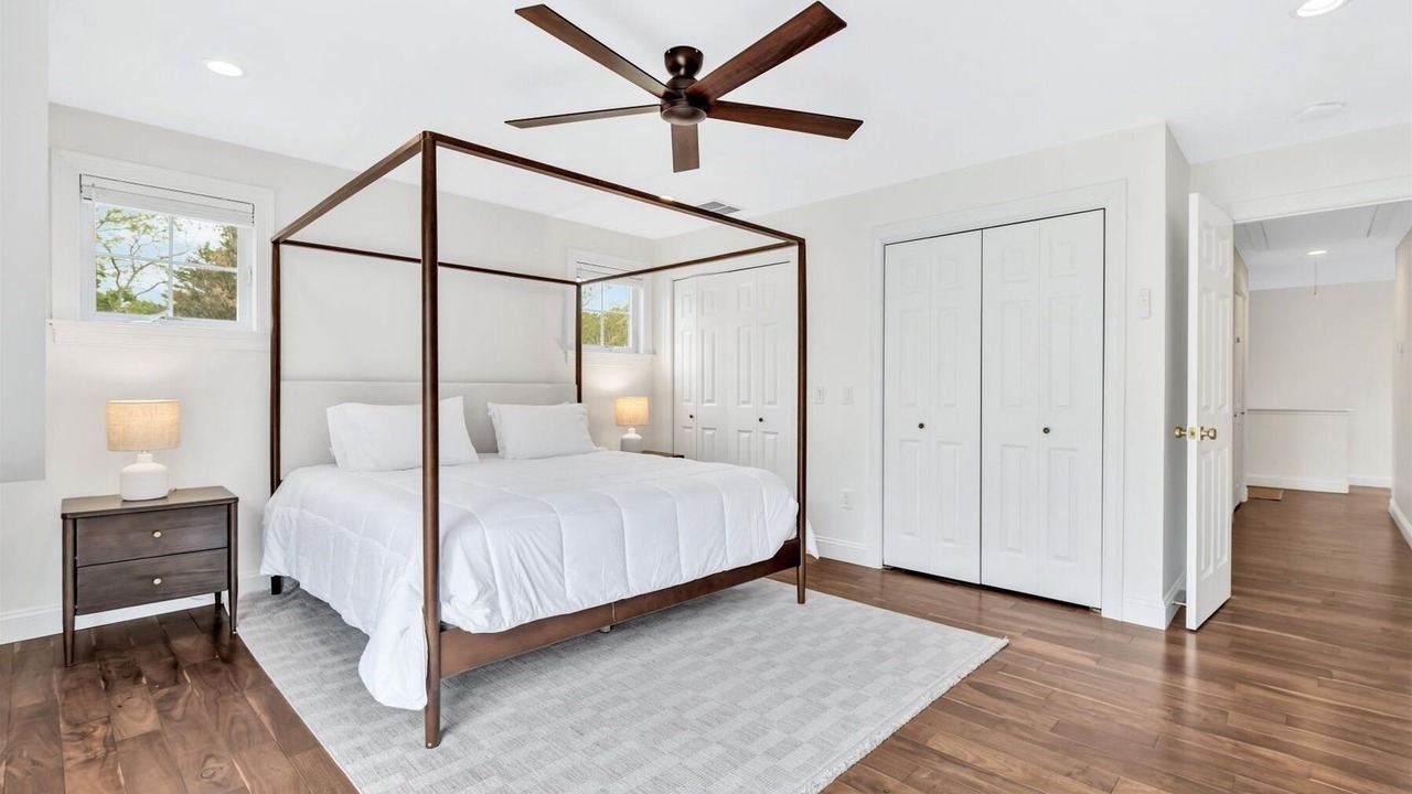 Photo of Bedroom in Northwest Harwich