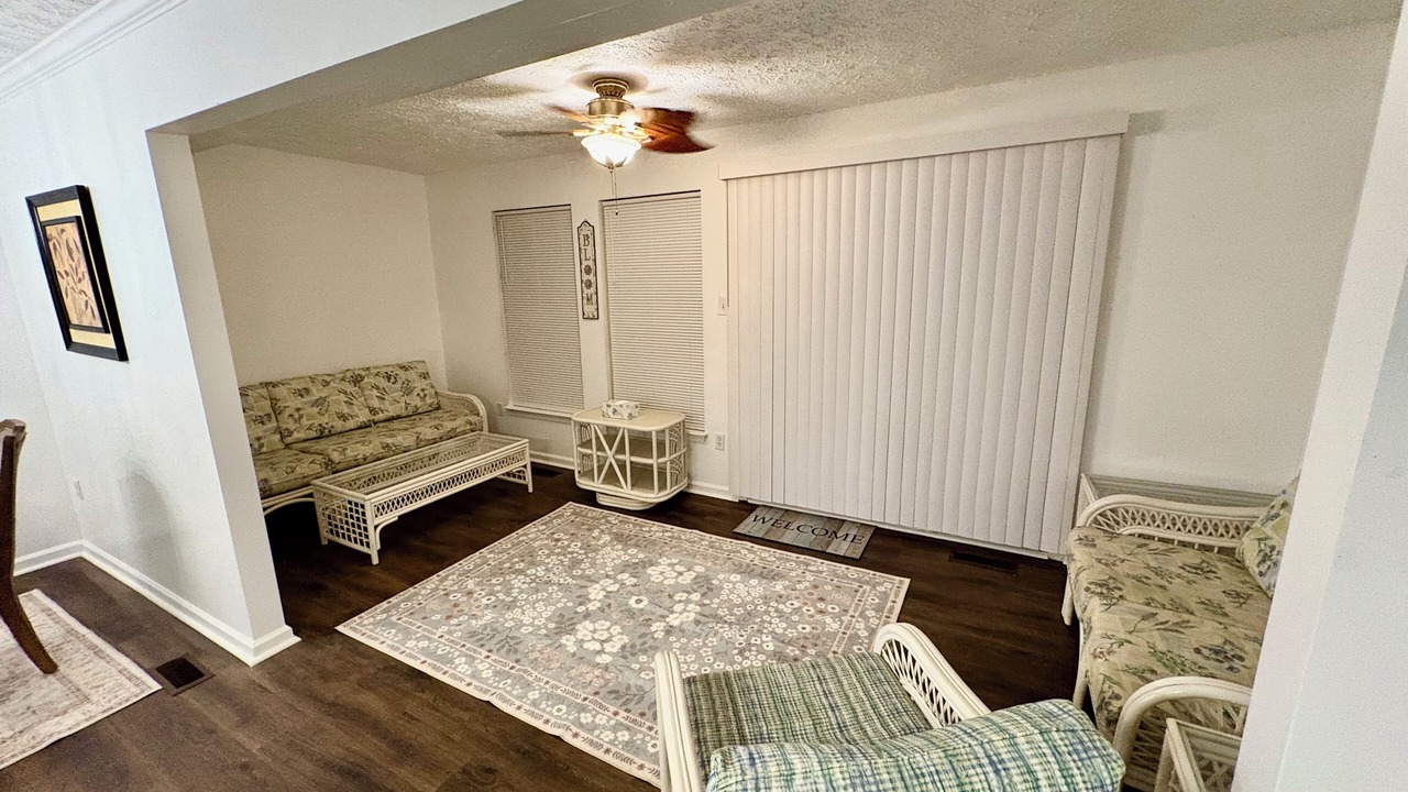 Photo of Livingroom in Elkton