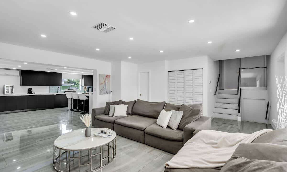 Photo of Livingroom in Ives Estates