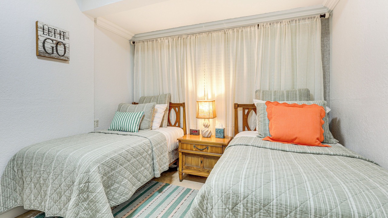 Photo of Bedroom in Deerfield Beach