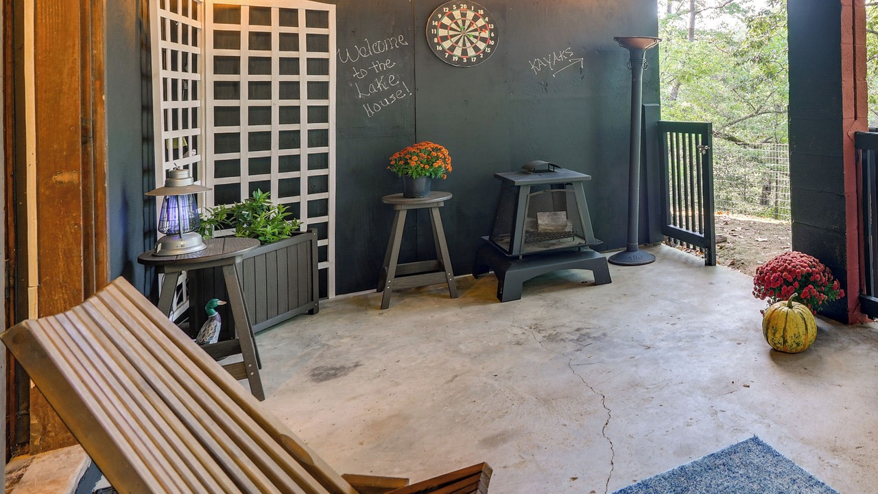 Photo of Patio Balcony in Chesapeake Ranch Estates-Drum Point