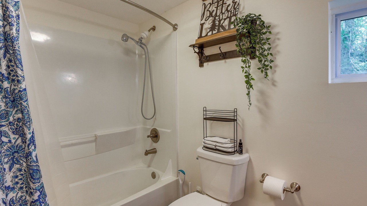 Photo of Bathroom in Chesapeake Ranch Estates-Drum Point