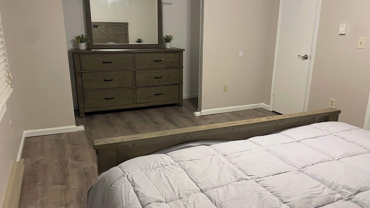 Photo of Bedroom in State College