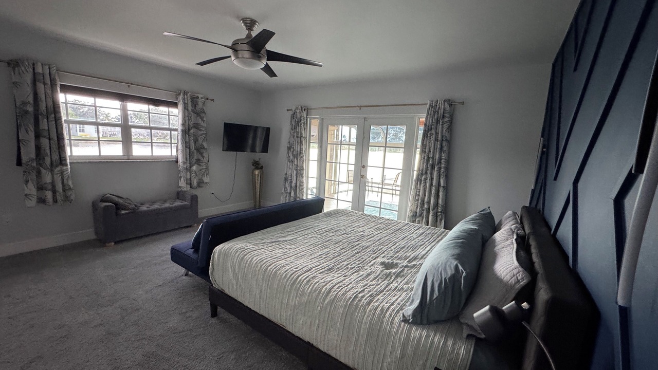 Photo of Bedroom in Miami Lakes