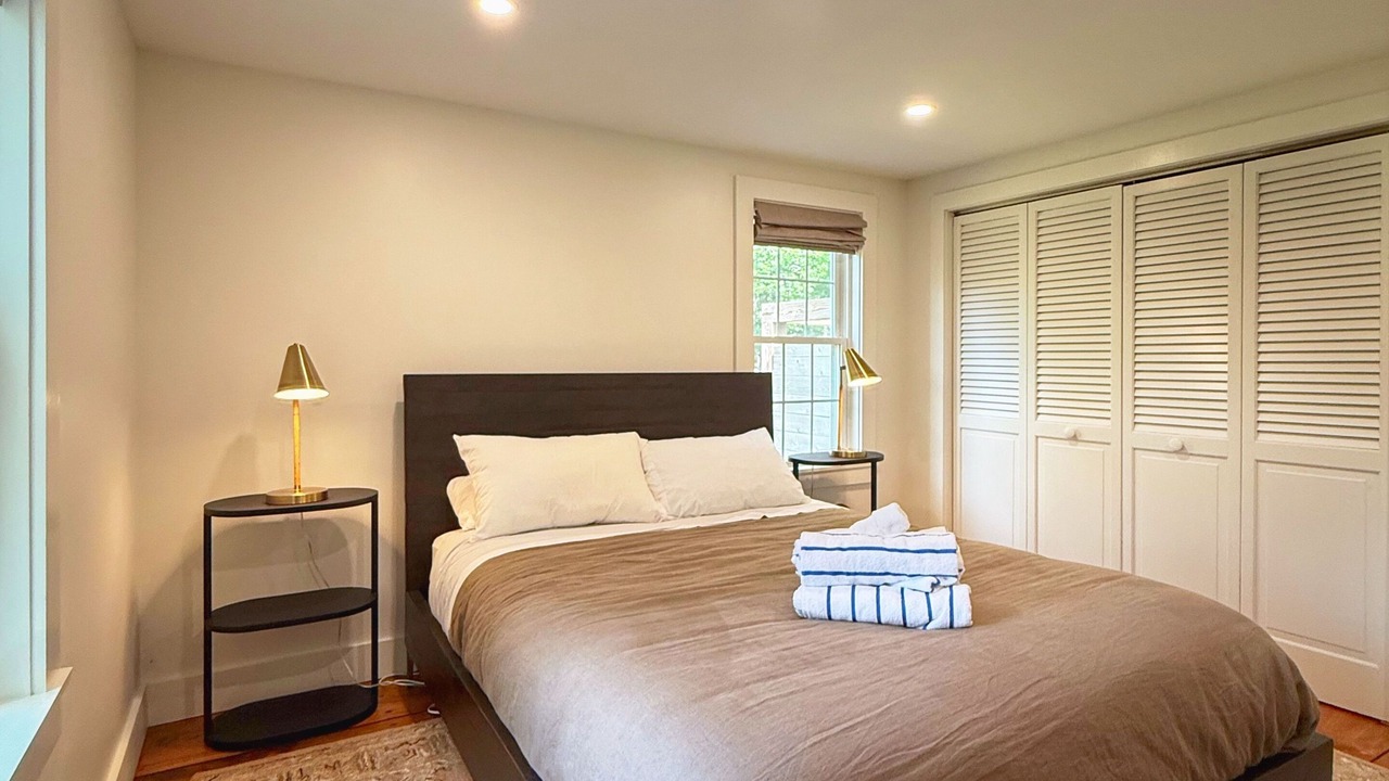 Photo of Bedroom in Yarmouth Port