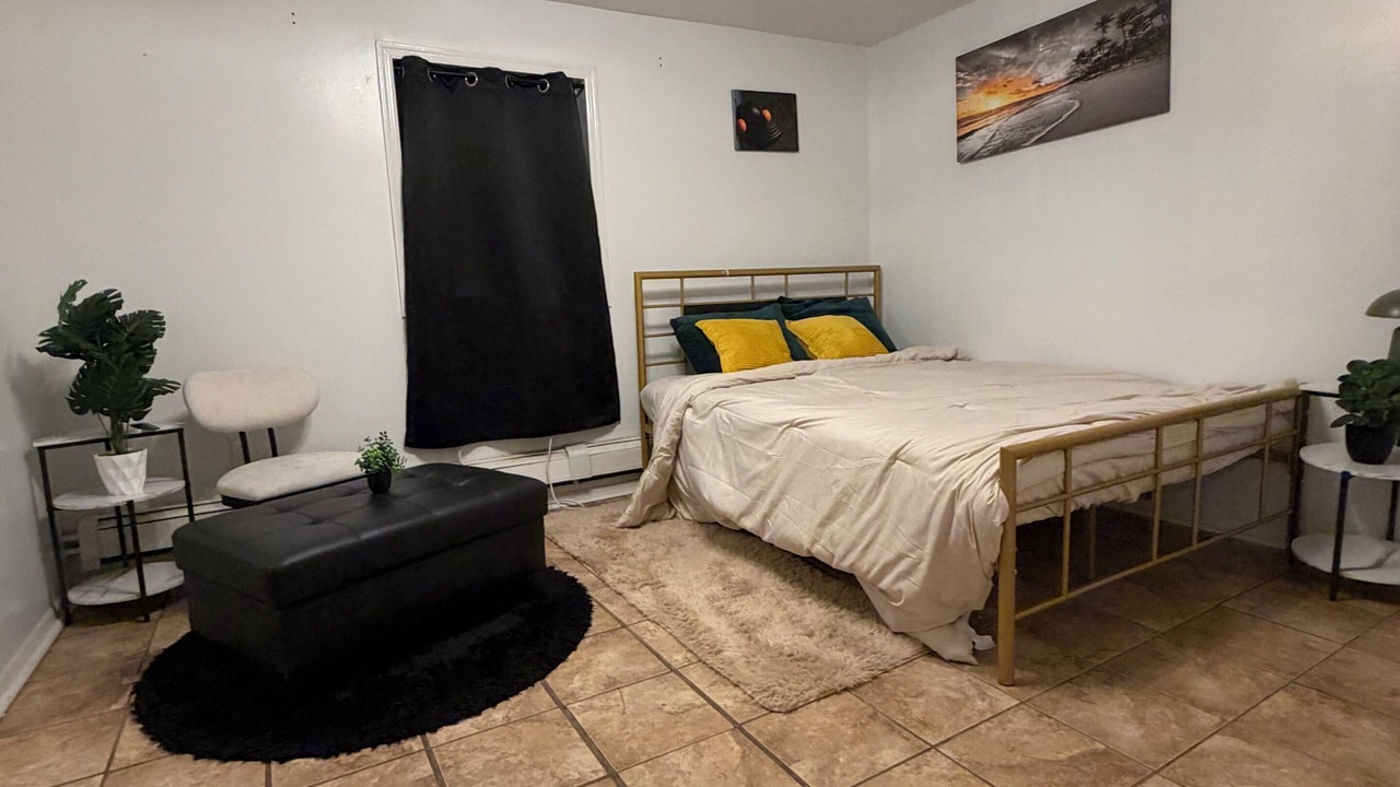Photo of Bedroom in Ironbound District