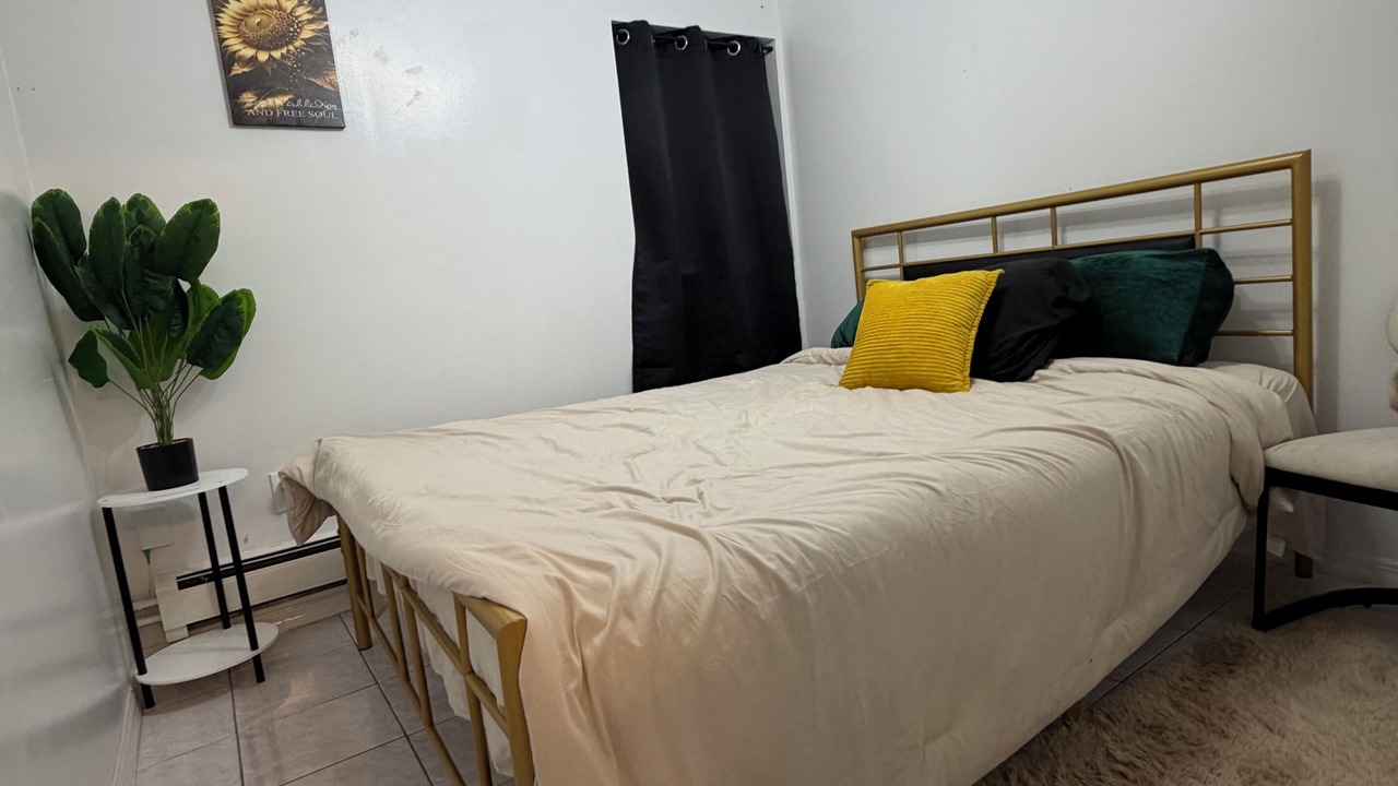Photo of Bedroom in Ironbound District