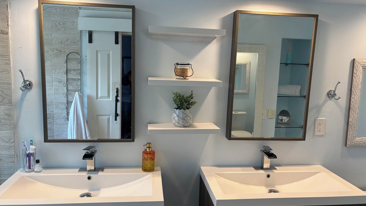 Photo of Bathroom in Coral Springs