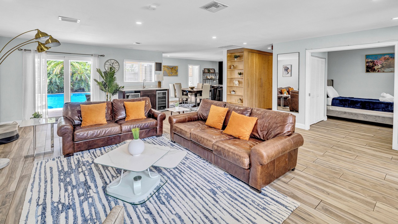 Photo of Livingroom in Tropic Palms