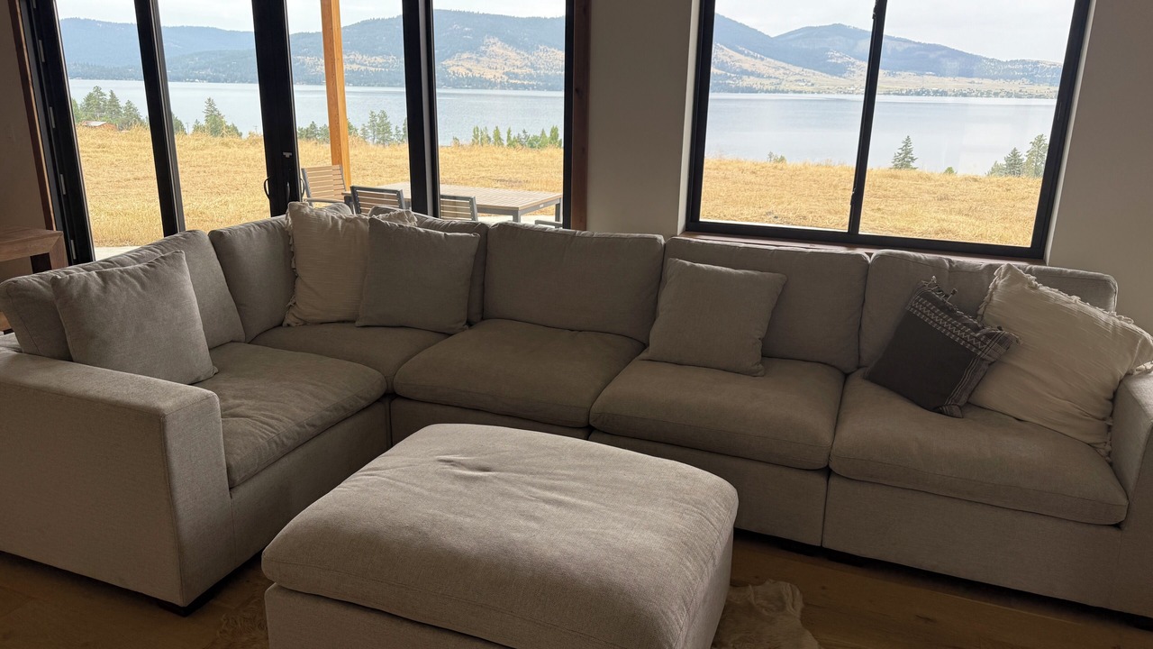 Photo of Livingroom in Elmo