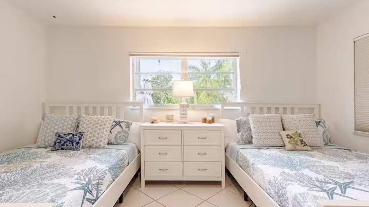 Photo of Bedroom in Lauderdale-by-the-Sea