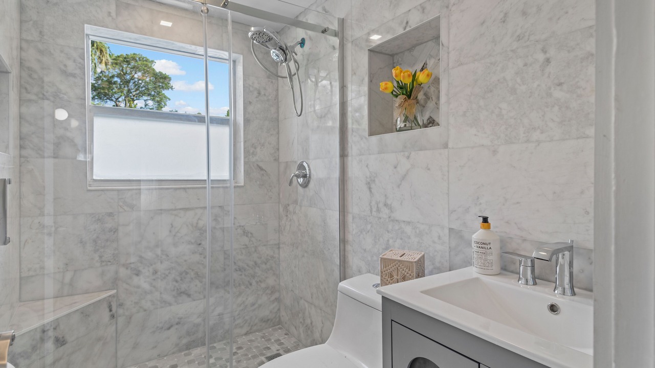 Photo of Bathroom in Riverside Park
