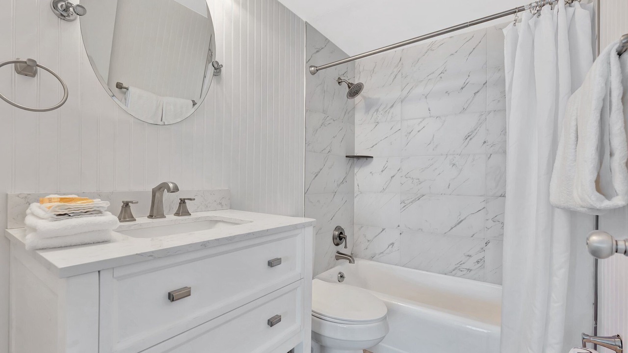 Photo of Bathroom in Bermuda Riviera