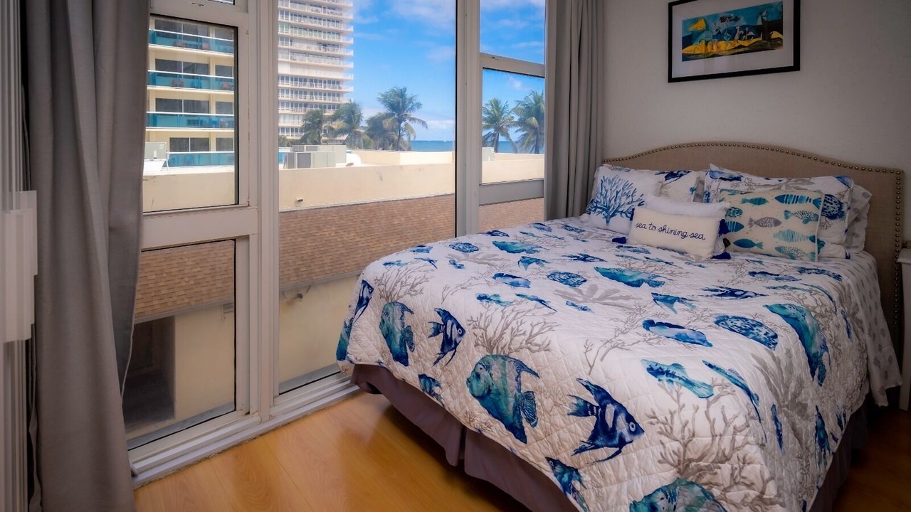 Photo of Bedroom in Bermuda Riviera
