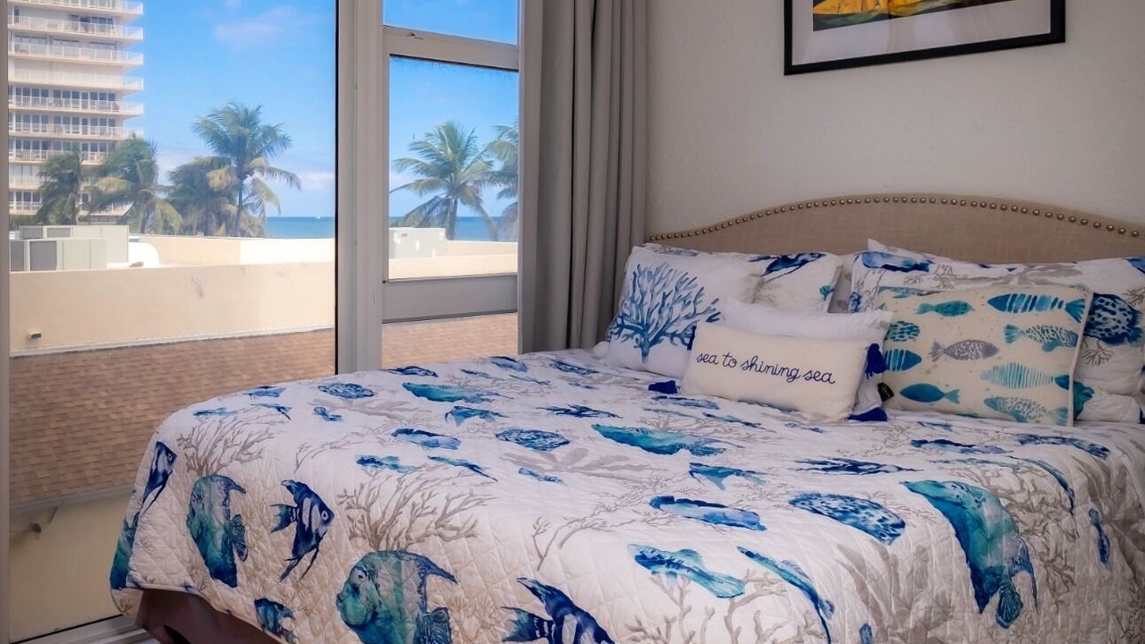Photo of Bedroom in Bermuda Riviera