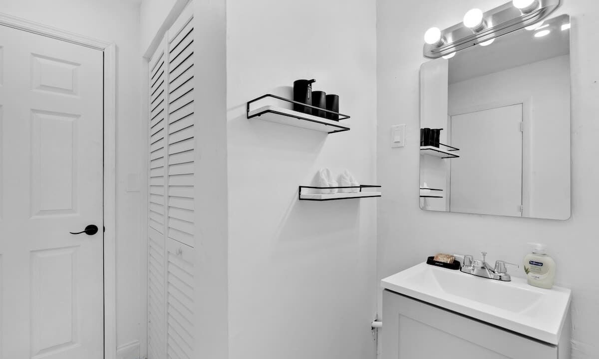 Photo of Bathroom in Boulevard Heights