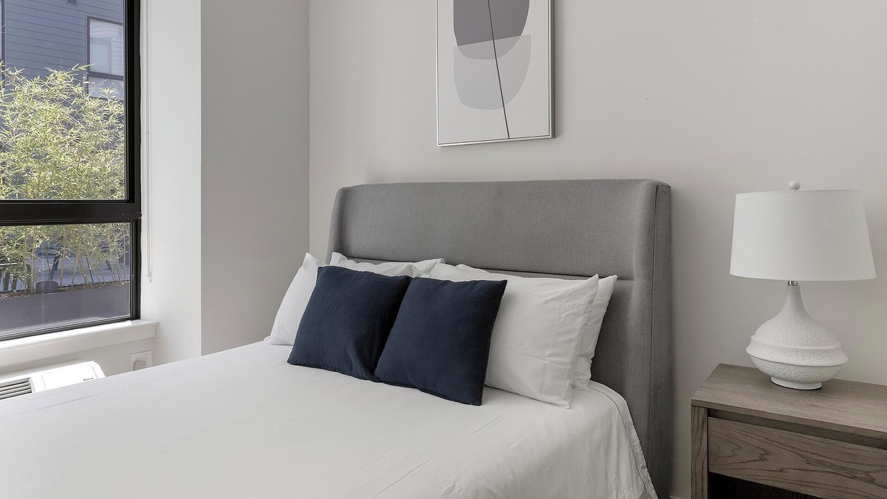 Photo of Bedroom in Carteret