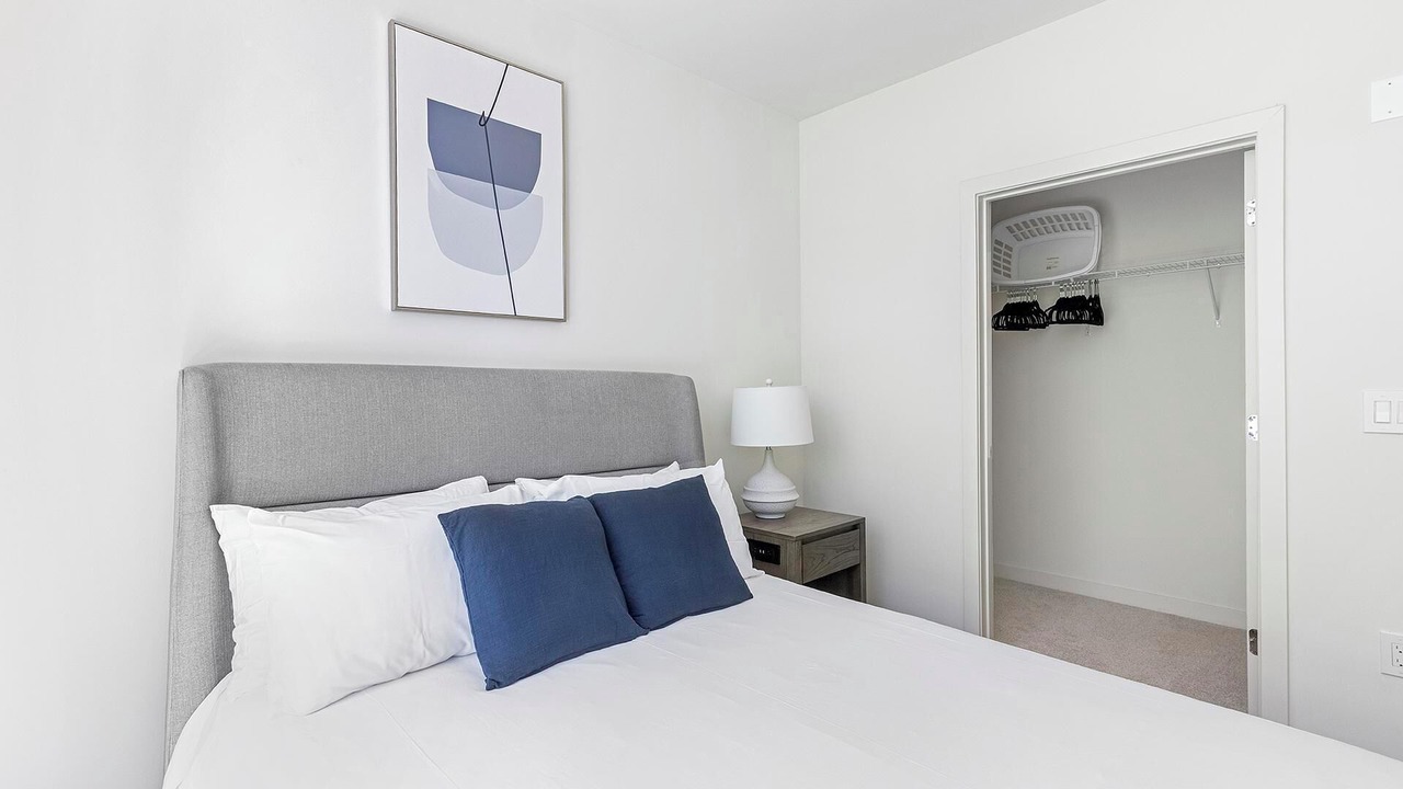 Photo of Bedroom in Carteret