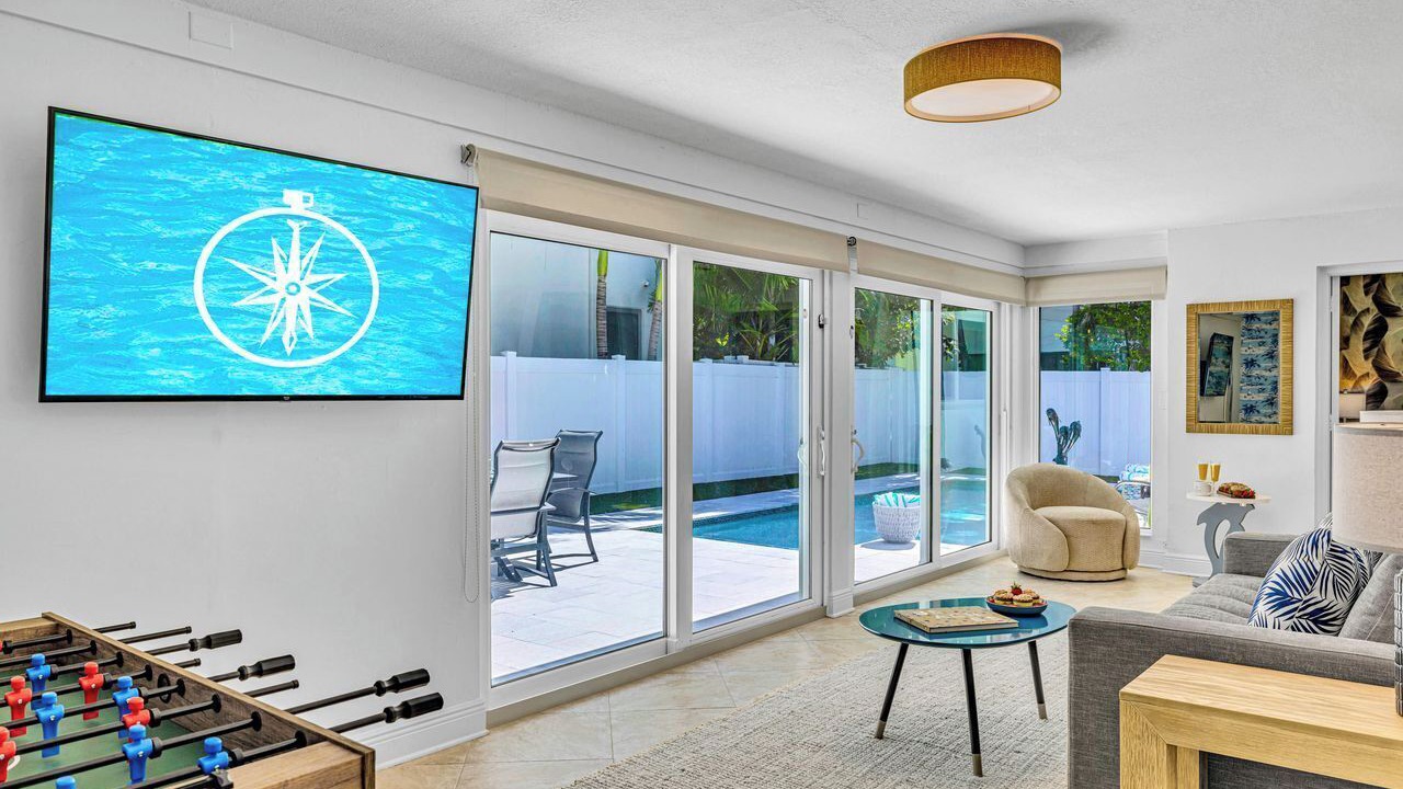 Photo of Bedroom in Lauderdale Beach