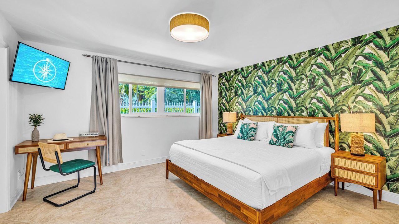 Photo of Bedroom in Lauderdale Beach