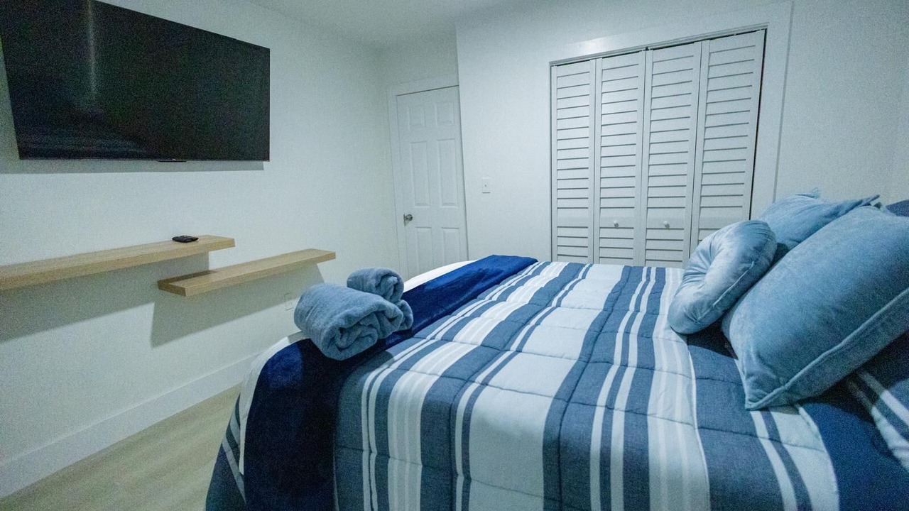 Photo of Bedroom in Allapattah