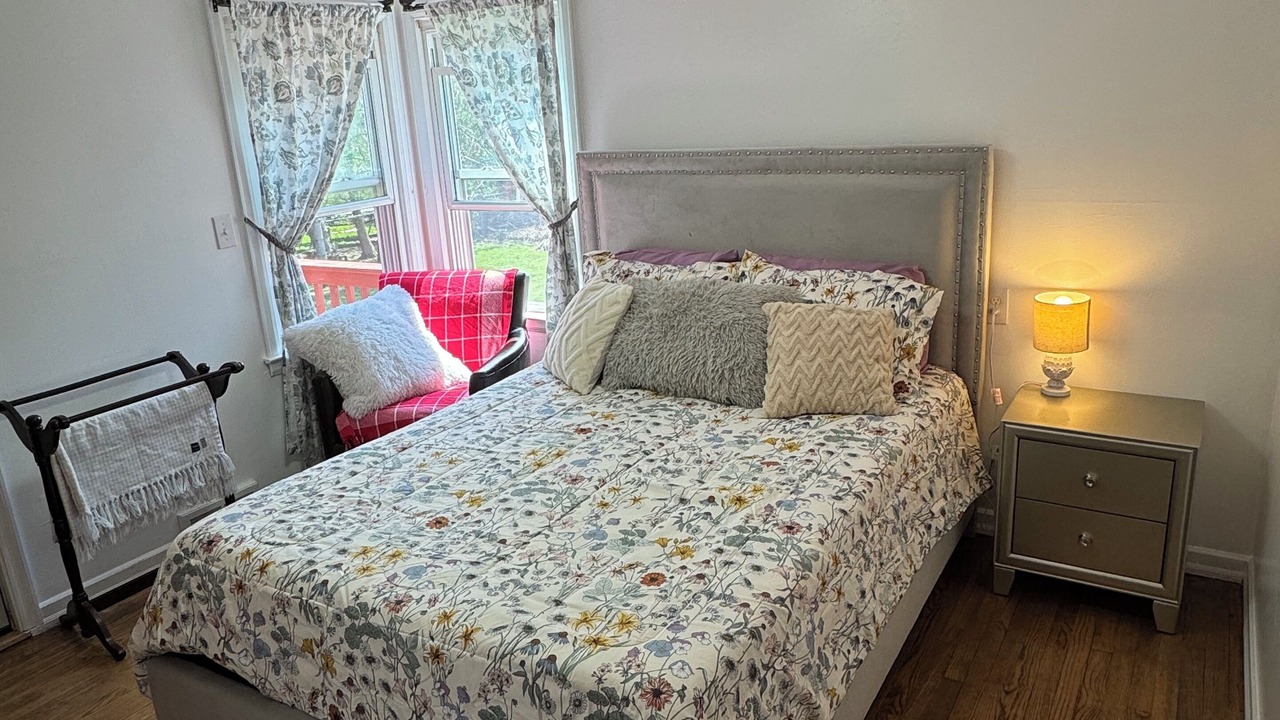 Photo of Bedroom in Latham