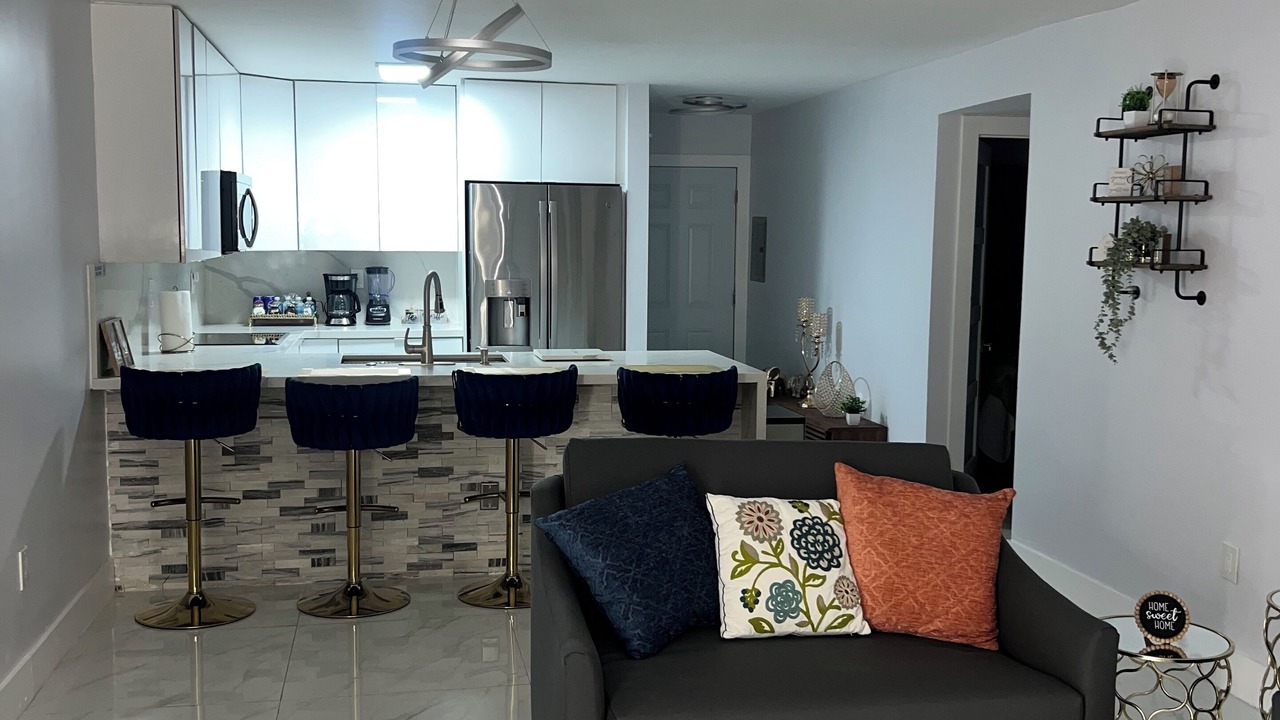 Photo of Livingroom in Hialeah