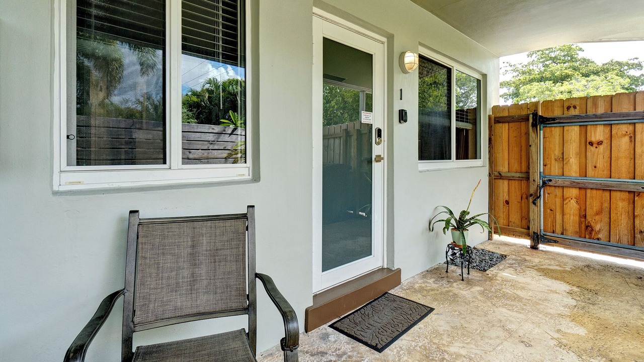 Photo of Patio Balcony in Middle River Terrace