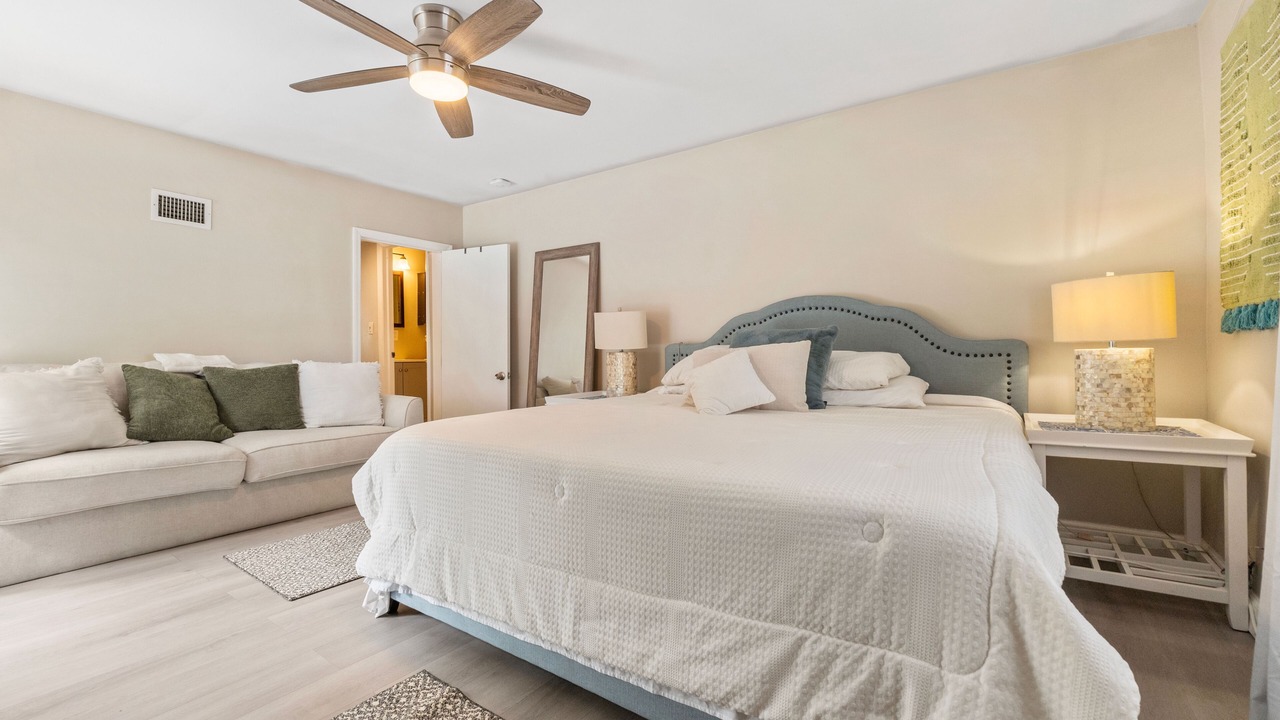 Photo of Bedroom in Riverside Park