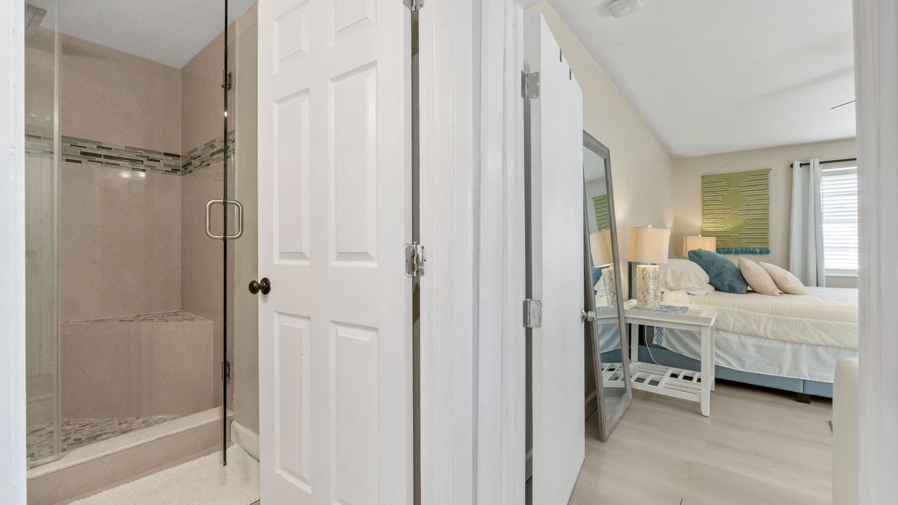 Photo of Bedroom in Riverside Park