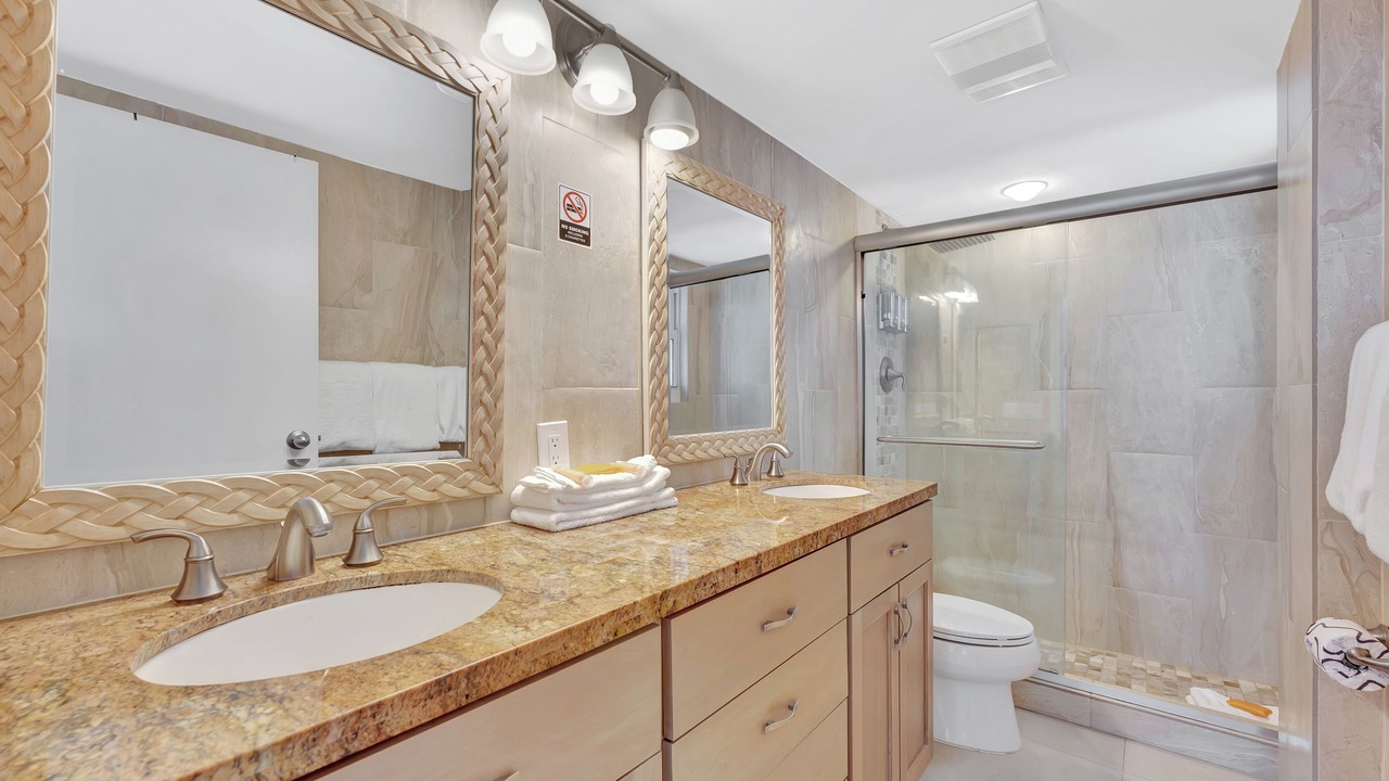 Photo of Bathroom in Bermuda Riviera