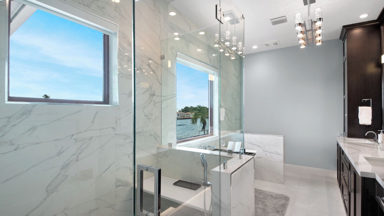 Photo of Bathroom in The Landings