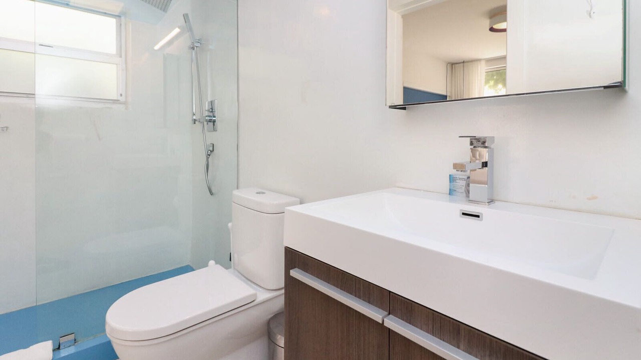 Photo of Bathroom in South Pointe