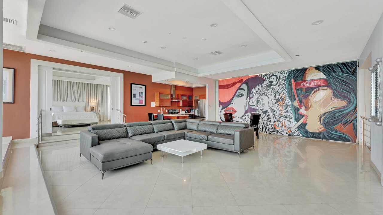 Photo of Bedroom in Bermuda Riviera
