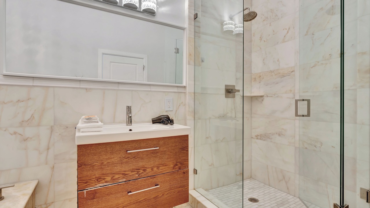 Photo of Bathroom in Bermuda Riviera