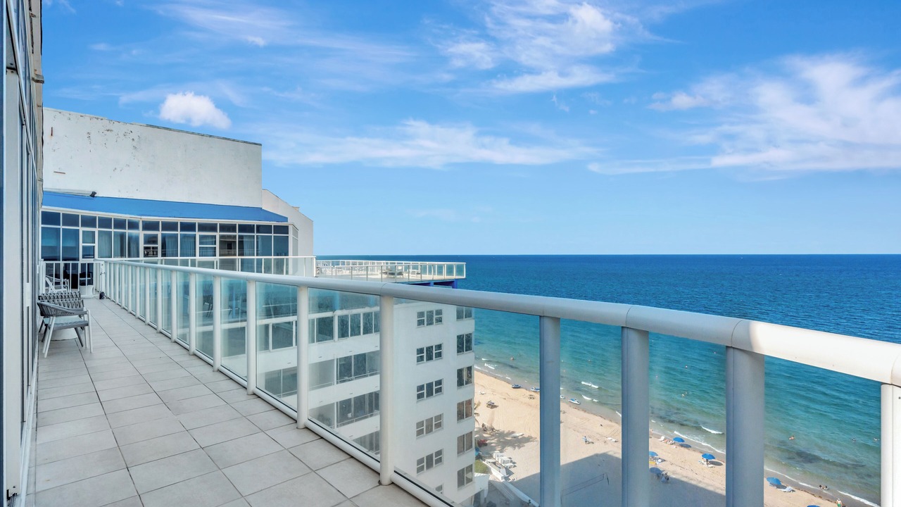 Photo of Outdoor in Bermuda Riviera