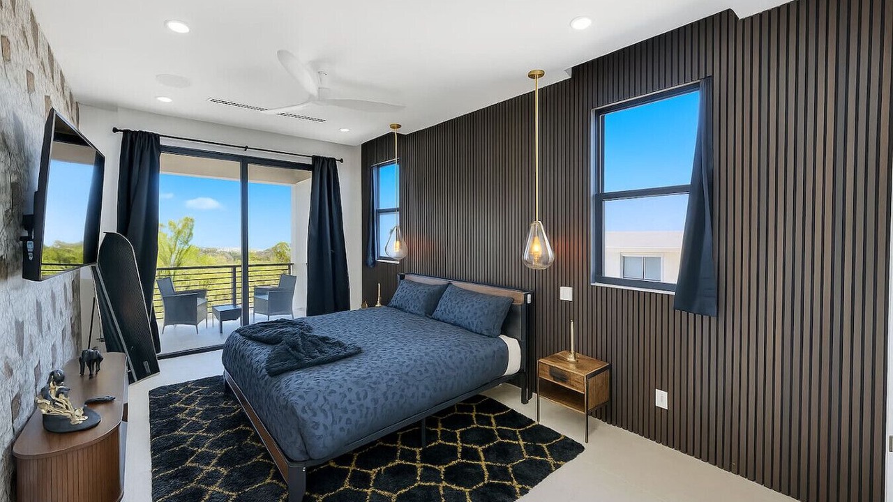 Photo of Bedroom in Harbordale