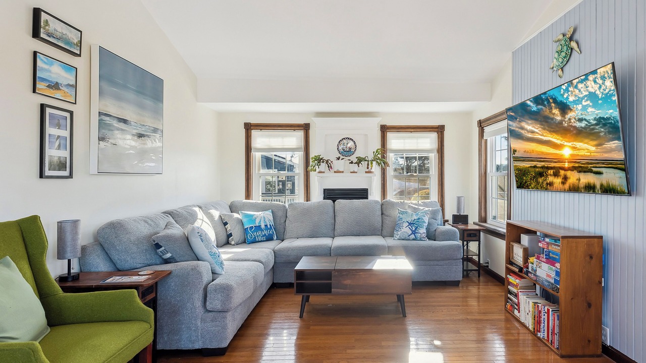 Photo of Livingroom in Goshen