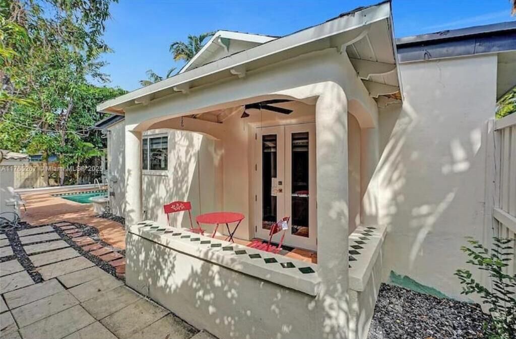 Photo of Patio Balcony in Ives Estates