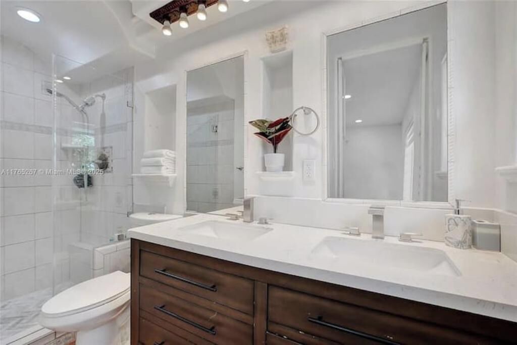 Photo of Bathroom in Ives Estates