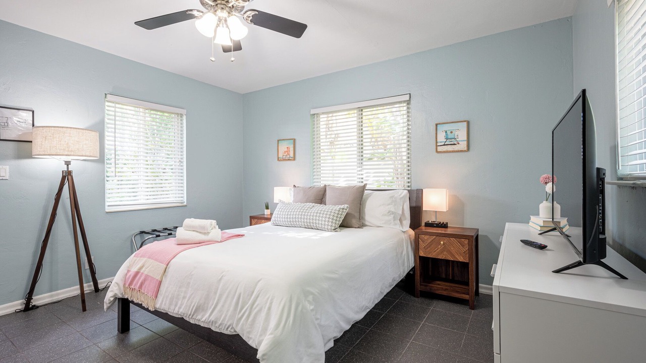 Photo of Bedroom in Lake Ridge