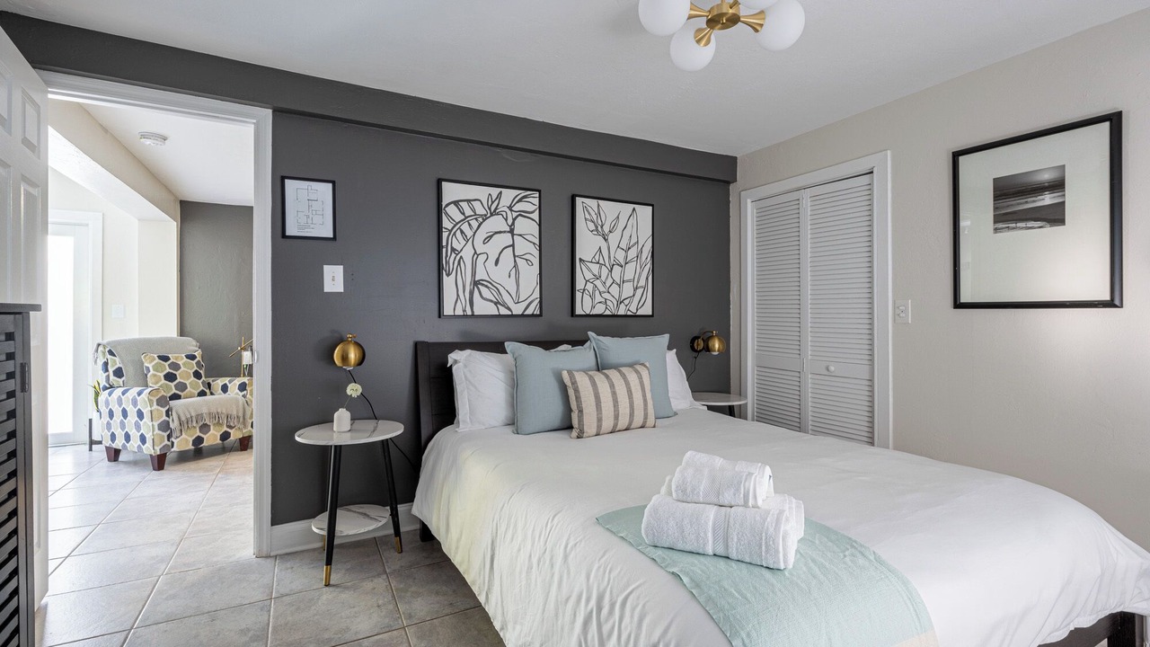 Photo of Bedroom in Lake Ridge